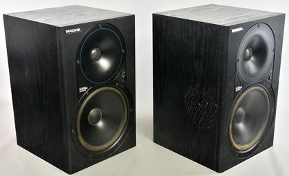Mackie-HR824 powered monitors FAULTY